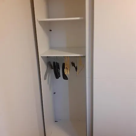 Privee Dans Une Maison كونْياك